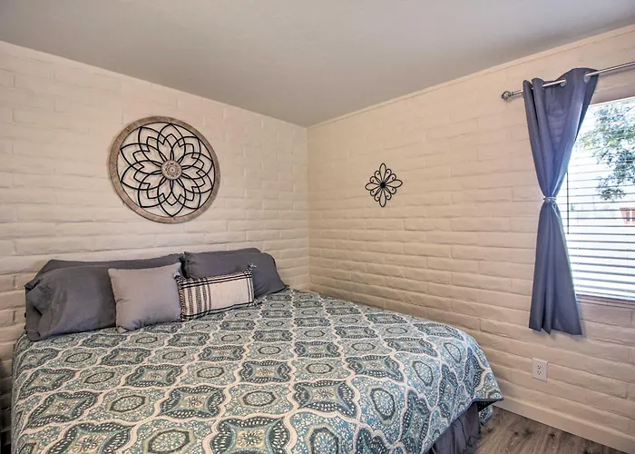 Holiday home Groups Welcome! 2-home Escape W/ Fire Pit