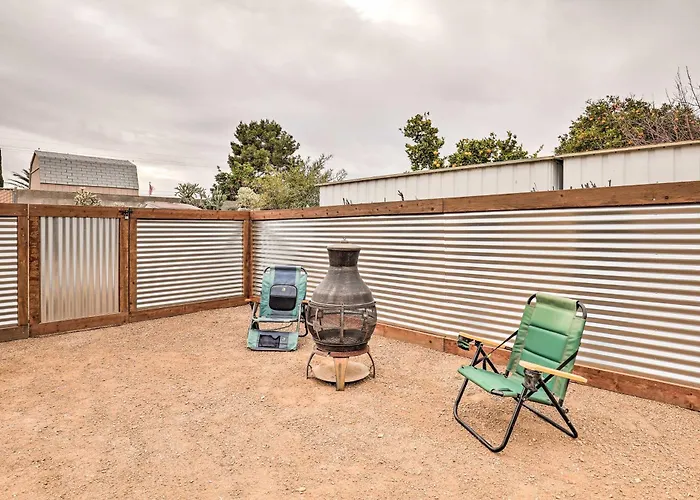 Groups Welcome! 2-home Escape W/ Fire Pit *